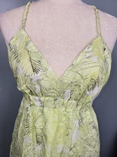 NWT! FOREVER 21 Size Medium Women's Green Tropical Floral Dress Long Vacay Cruis