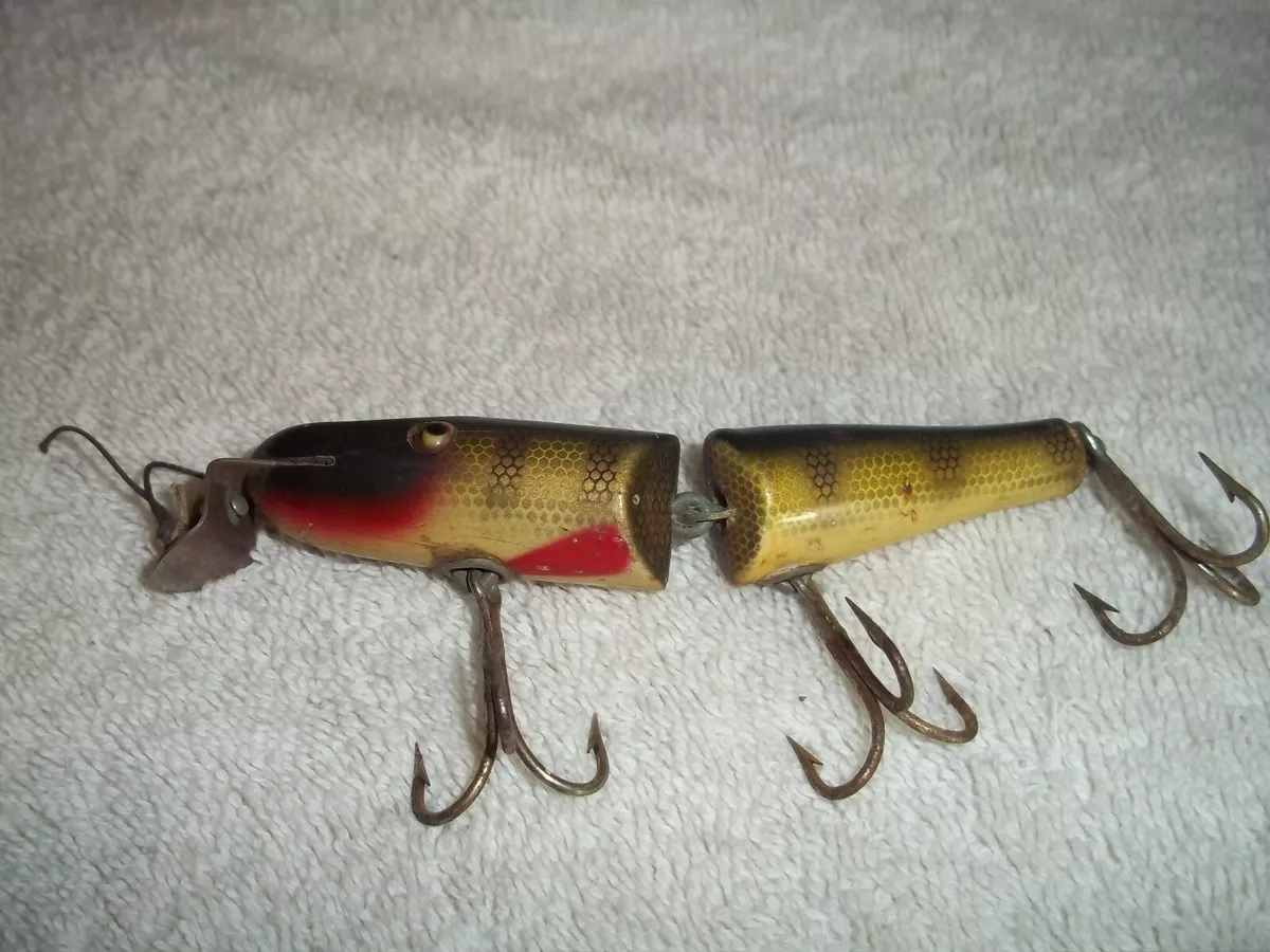 Vintage Jointed Pike Minnow Fishing Lure, 4 1/2, wood.