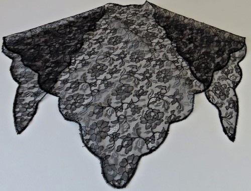 Antique Black CHANTILLY LACE Mourning Chapel VEIL Mantilla 45"X23" * PROVENANCE - Picture 2 of 8