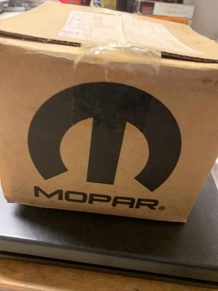 Cubo de rolamento de roda traseira Charger/Magnum/Chrysler 300 Mopar 04779328AA novo na caixa original - Imagem 4 de 4