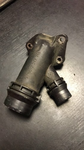 BMW 1 3 5er E60 E87 E90 Wasserpumpe Thermostat Stecker Flansch Rohr 2247744