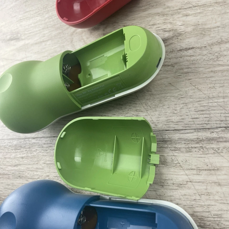 Juego de 3 mandos inalámbricos Microsoft Xbox 360 Big Button Pad sin probar Foto 4 de 4