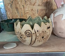 Schale Handgetöpfert