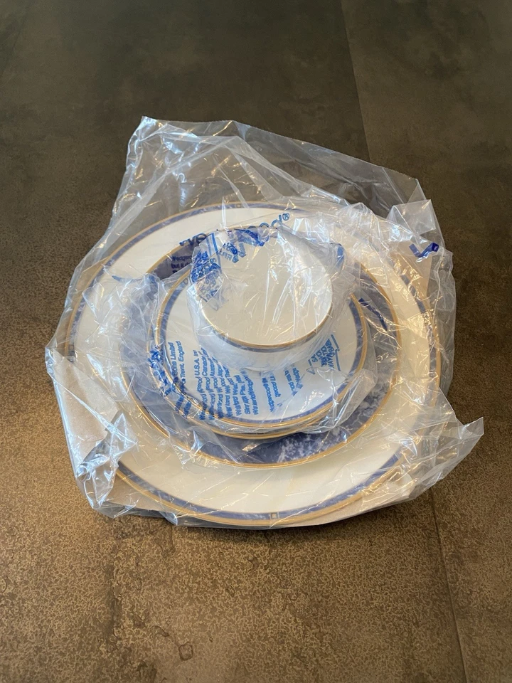 Retired WEDGWOOD CANTATA 5 Piece Place Setting NEW Made in England - Beautiful! - Image 2 of 4