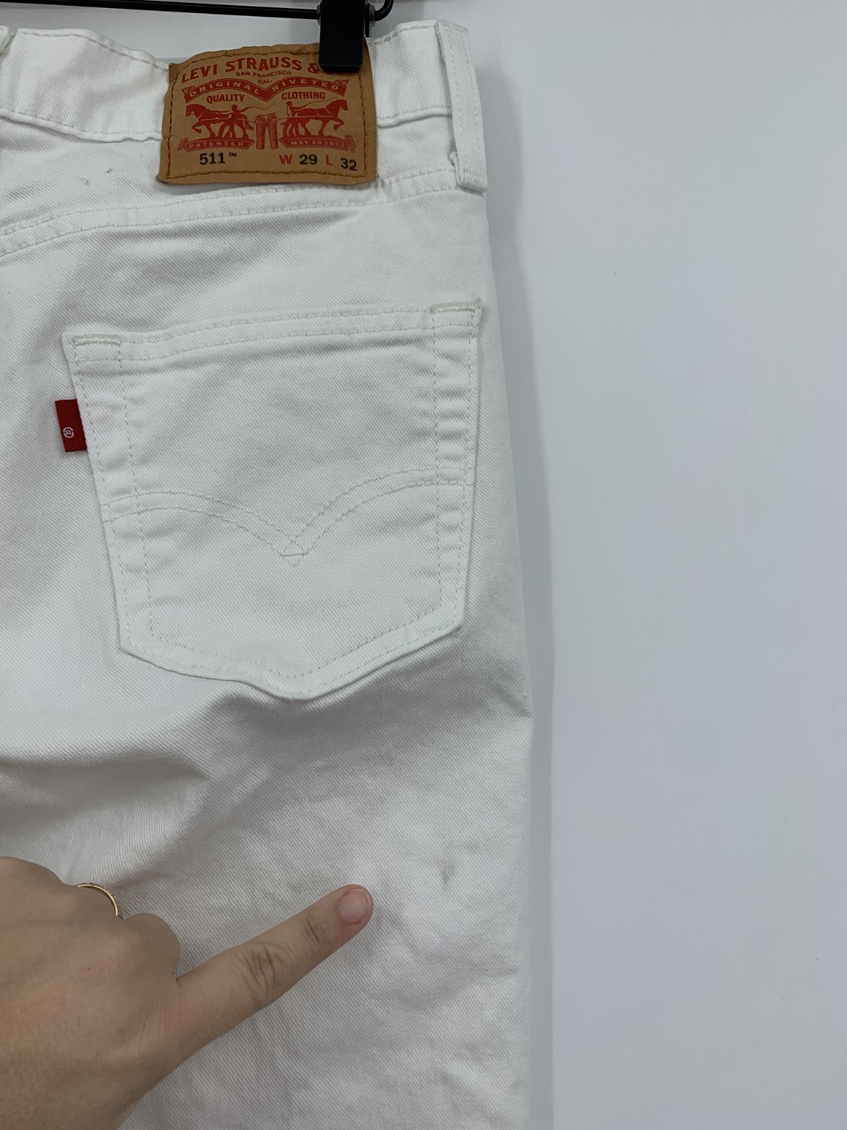Levis 511 Jeans Mens 29x32 White Slim Fit Straight Leg American Denim Pants thumbnail 4