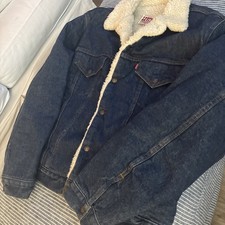 Vintage LEVI'S Sherpa Lined Denim Jean Trucker Jacket Size 44 LSan Francisco USA