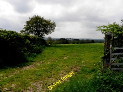 Foto 6x4 Ein offenes Feld, Muntober Drumshanbo\/H7378 abgebildet entlang Esker c2014