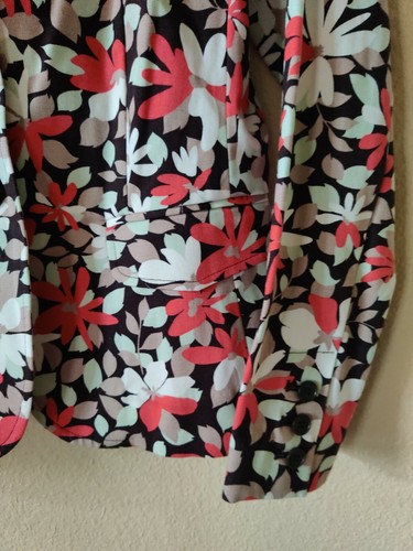 Ann Taylor 2pc Floral Skirt Suit Size 6/8 NWT - Picture 8 of 12