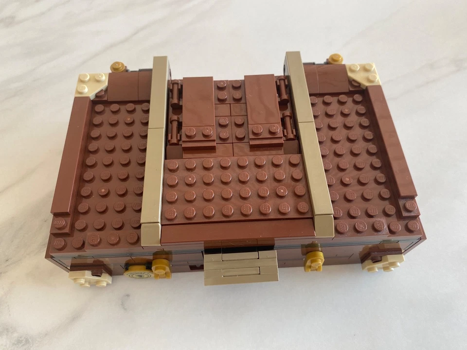 LEGO Harry Potter 75952 Newt's Case of Magical Creatures, photo 3 sur 5