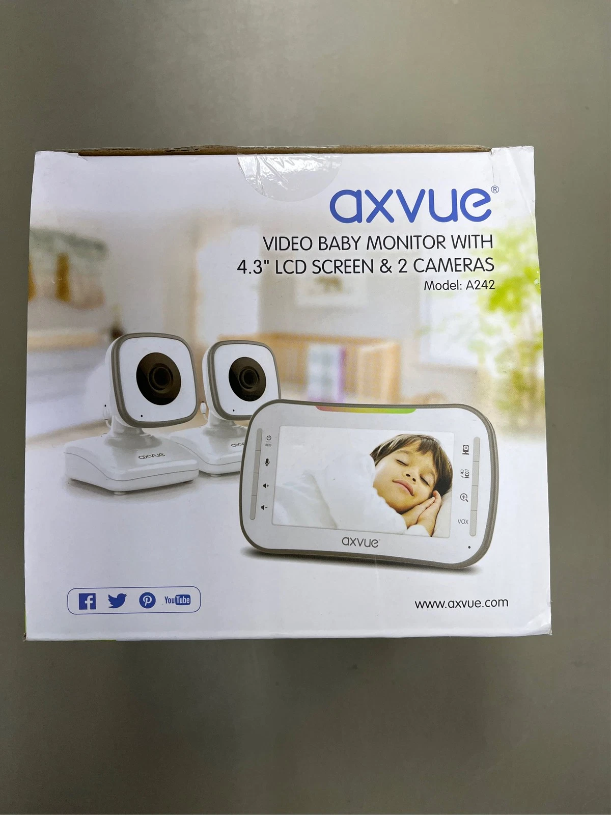 A242 Video Baby Monitor Comfortable Slim Design Handheld Enclosure 4.3 Screen