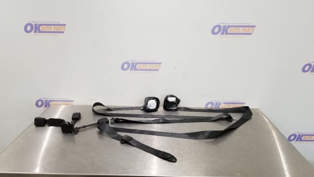 2023 MASERATI GRECALE TROFEO SEAT BELT RETRACTOR REAR SET BLACK
