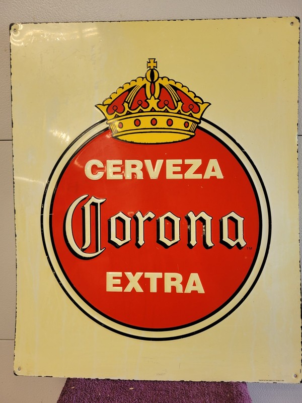 LARGE CORONA EXTRA CERVEZA  METAL / TIN  BEER SIGN 26x21 INCHES 