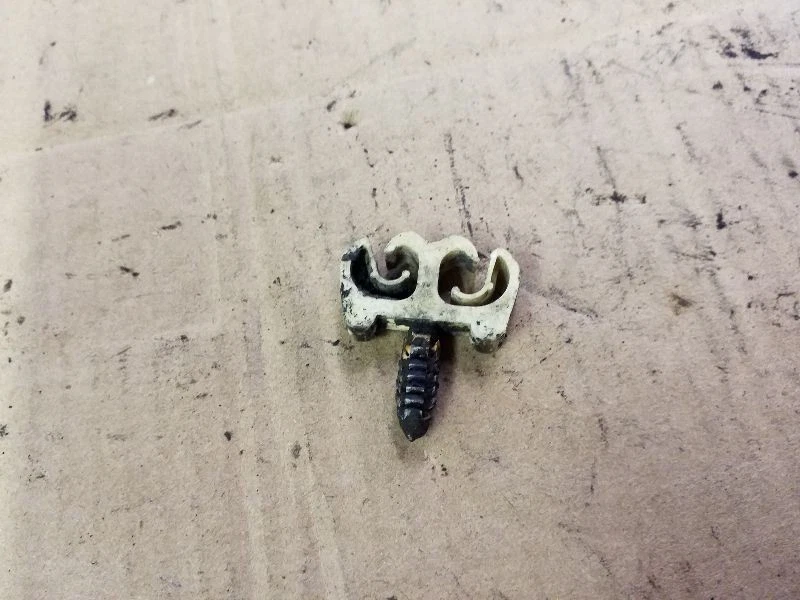 SOPORTE DE LÍNEA DE FRENO DE CARRIL DE MARCO DE 1" | SE ADAPTA 00 01 02 03 04 05 FORD EXCURSION Foto 2 de 4