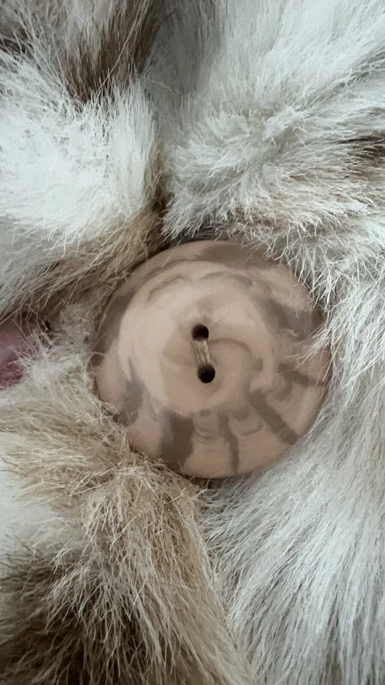 Casaco feminino Pamela McCoy pele sintética estampa animal comprimento médio bolsos - Imagem 3 de 4