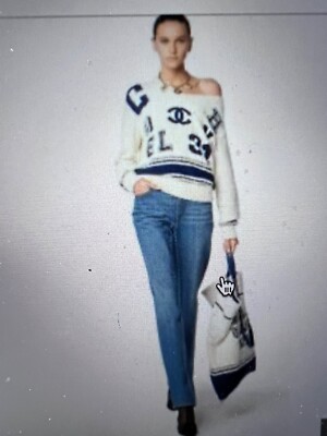 CHANEL 19P NEW MOST WANTED ECRU BLUE VARSITY SWEATER FR36 CHANEL 19P NEW MOST WANTED ECRU BLUE VARSITY SWEATER FR36