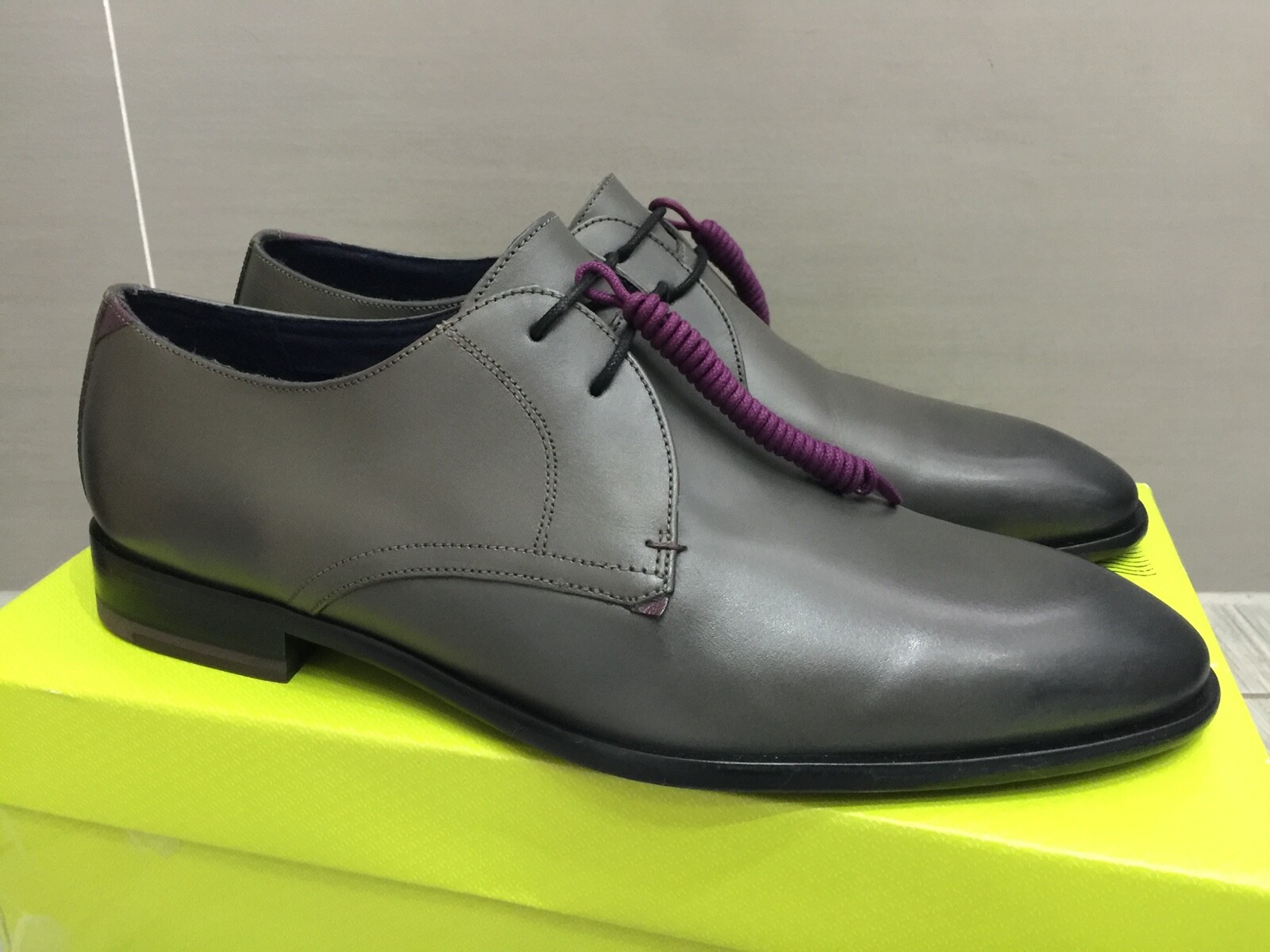 MENS NEW DARK GREY LEATHER TED BAKER 