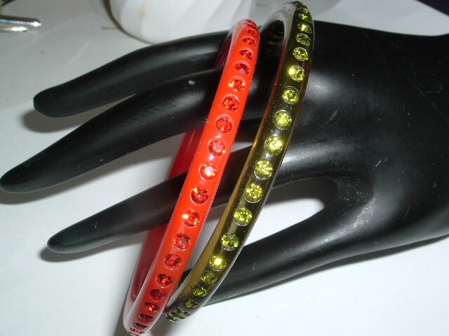 Pair Vintage Ruby Red and Emerald Green Celluloid… - image 2