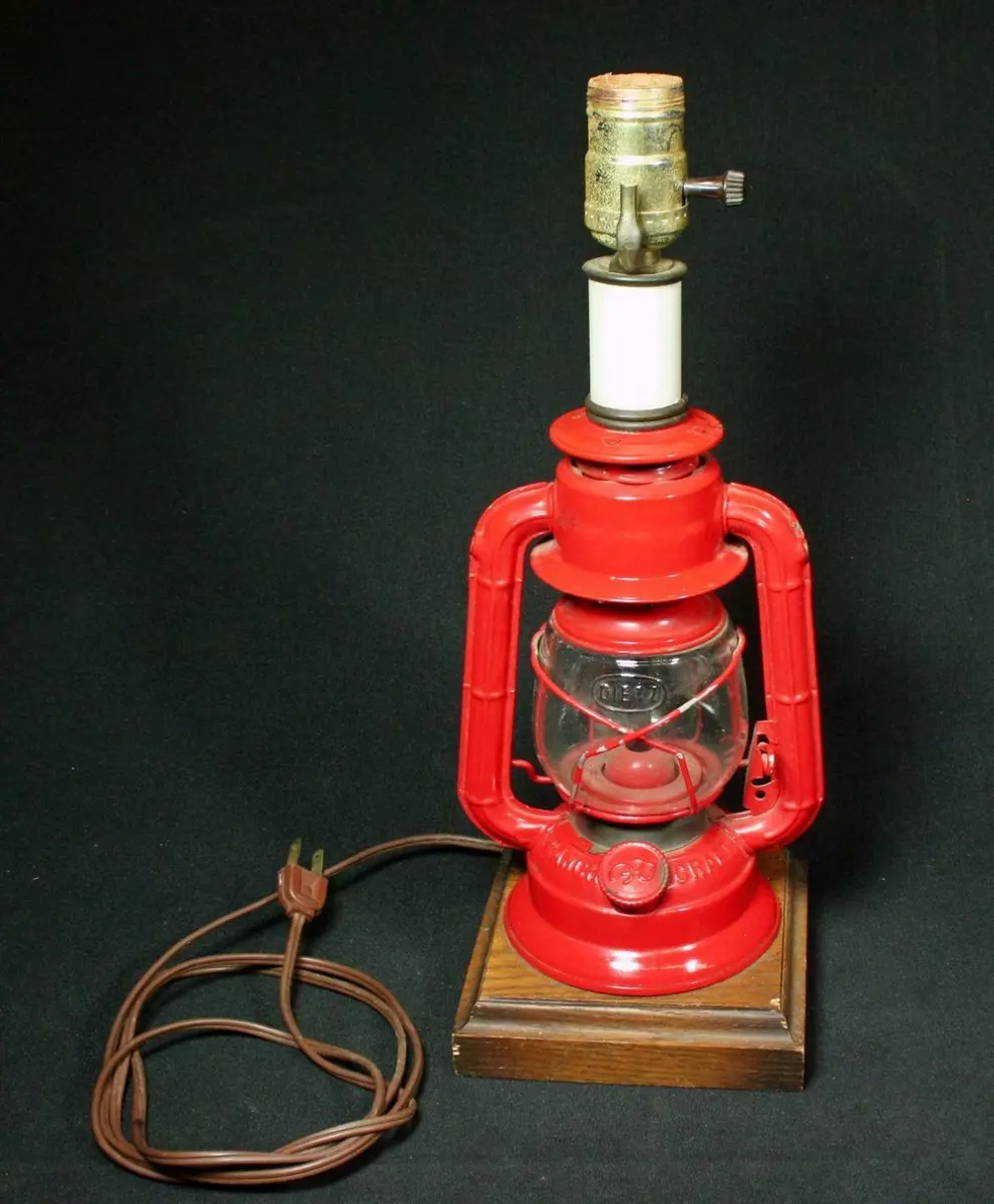 Vintage Dietz Ranch Craft Red Electric Railroad Lantern Lamp