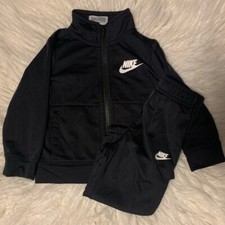 Nike jumpsuit zip up black 18M
