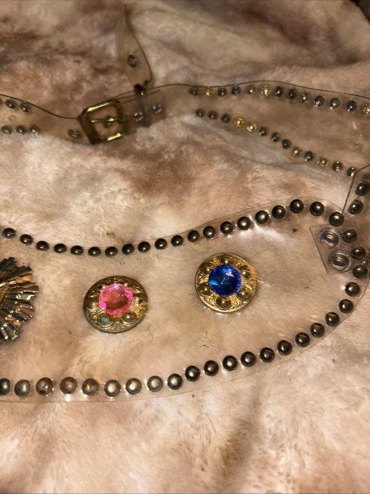 Vintage 70’s Or 80’s Clear Vinyl Rhinestone Belt With 4 Stone And 1 Large Brass - Image 4 of 4