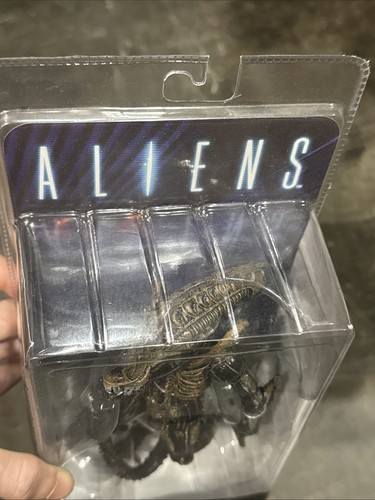 NECA 7" Alien Actionfiguren Serie 2 Xenomorph Warrior (braun) Actionfigur - Bild 8 von 8