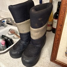 Vintage 1980 s useable Moon Boots