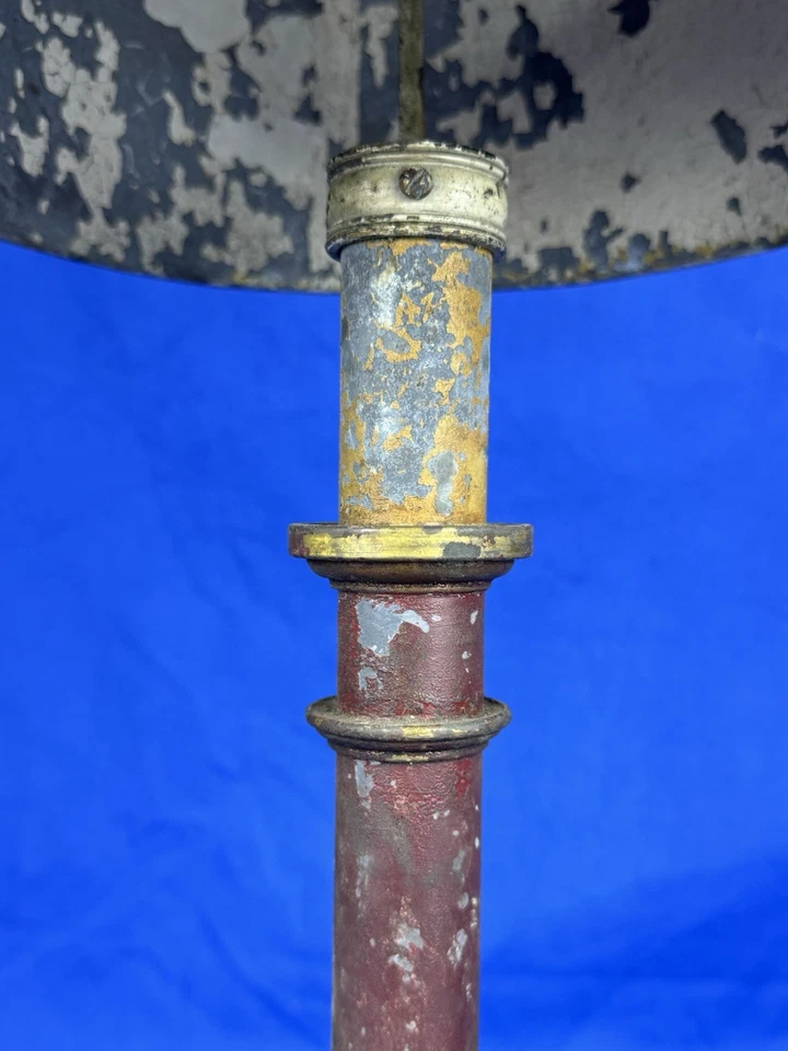 Escasa lámpara y pantalla "ESTAÑO" C.1915, temprana "Hecha en Francia para BIGELOW & KENNARD" Foto 4 de 4