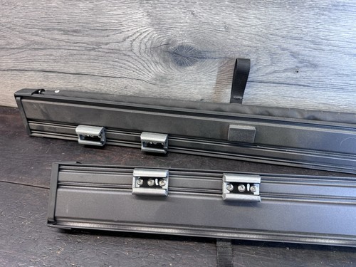 Original Volvo V70 XC70 Ladungssicherungsnetze 39851515 (LH) & 39851517 (RH). / Hundegitter - Bild 5 von 8