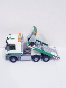 Lego 60097 City Square Tow Truck & Yellow Car 