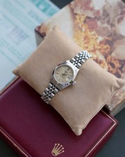 Rolex Oyster Perpetual Date 26 Ref. 69160 Box & Papers 2