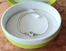 Small Chamilia Charm bracelet 925 silver 16.7 cm snake chain & Box