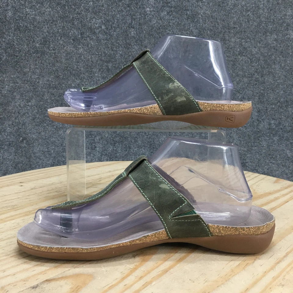 Sandálias femininas KEEN 8 tanga verde couro cinza slip on toe loop wedge 1017156 - Imagem 2 de 4