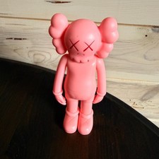Medicom Toys KAWS 2004 Five Years Later Compa...