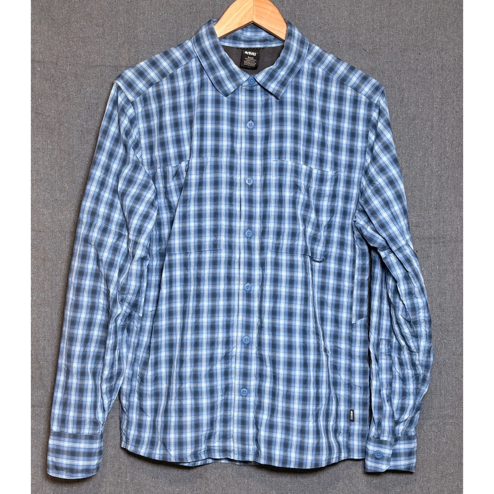 REI Co-op Sahara Mens Blue Plaid Long Sleeve Hiking Fishing Vented Shirt Small
Opens in a new window