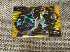 2023 Panini Select Diamond Level Warming Bernabel Gold Shimmer Prizm /10.