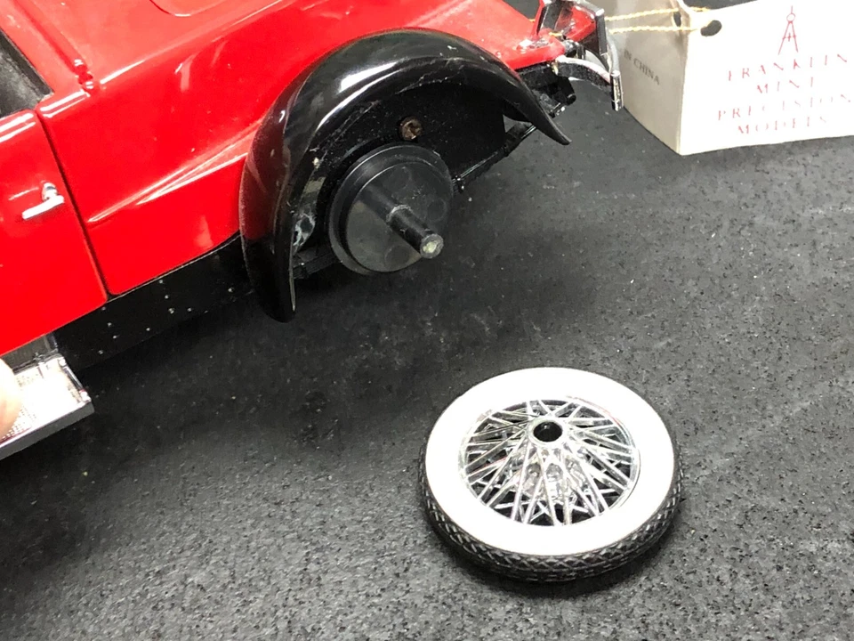 PARTS ONLY ~ 1:24 Diecast FRANKLIN MINT 1928 STUTZ BLACK HAWK BOATTAIL SPEEDSTER - Image 4 of 4
