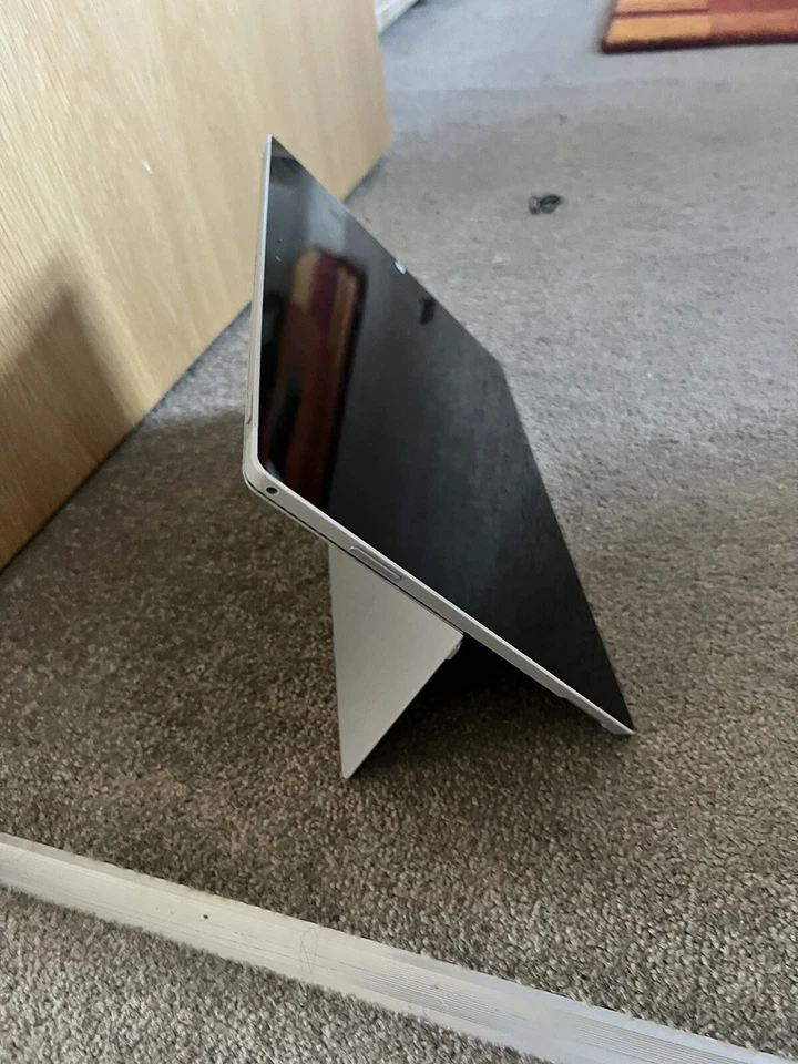 Microsoft Surface Pro 3 128GB, 12in - Silver + LEATHER CASE And Charger Bundle - Image 2 of 4