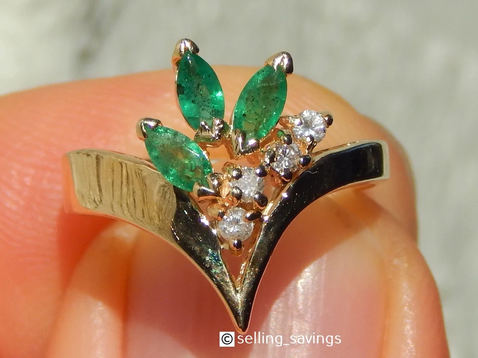 ANILLO BANDA ELEGANTE ORO AMARILLO MACIZO 14K ESMERALDA EFFY Y DIAMANTES TALLA 5.5 Foto 2 de 4