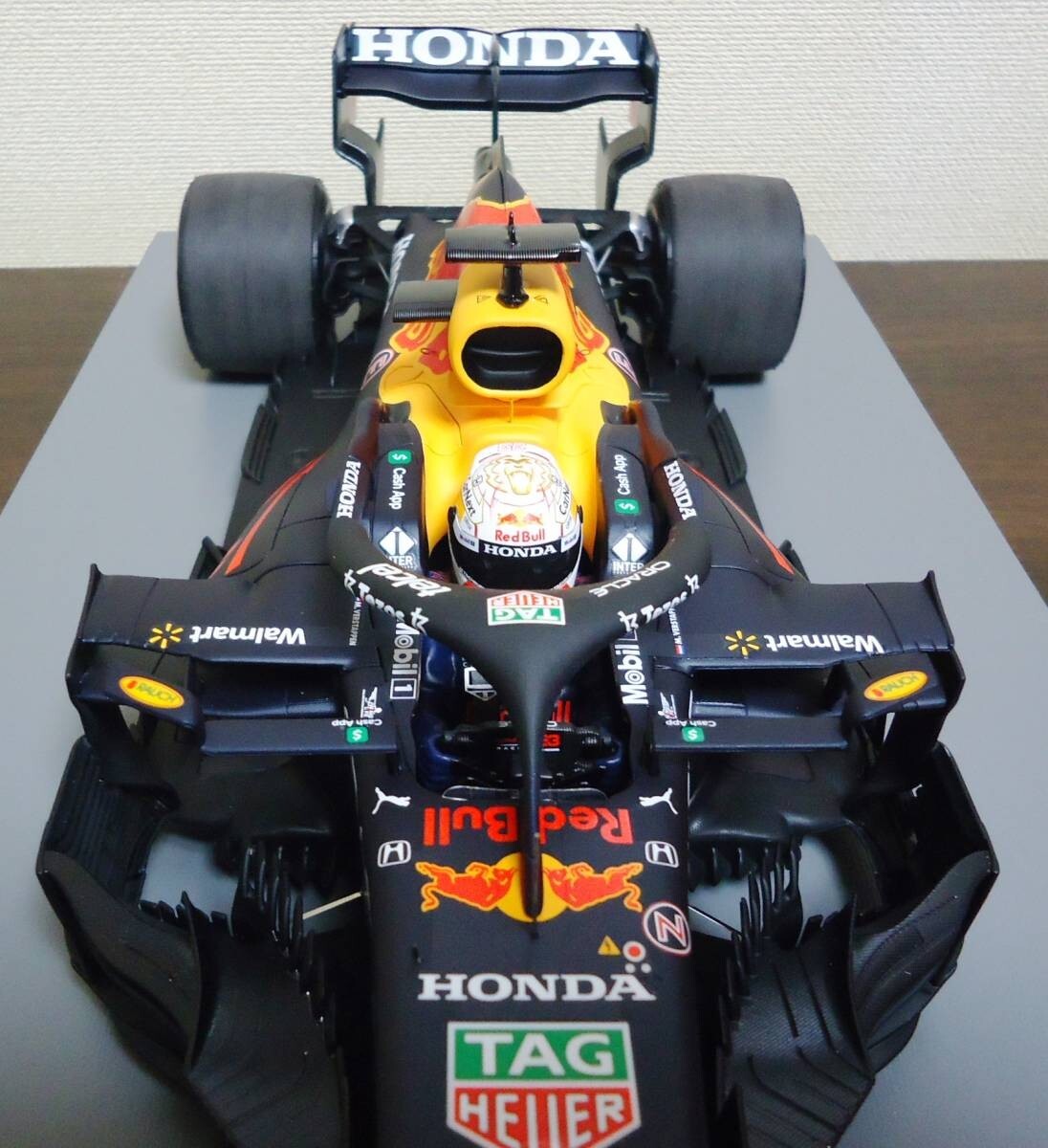 ミニカー Red Bull Racing Honda RB16B 2021 1/12 Spark Red Bull Racing Honda RB16B 2021 Abu Dhabi GP | eBay