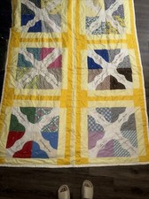 Vintage 50's hand Stitched Patch quilt Flower Applique Gorgeous Clean 93 x 72"