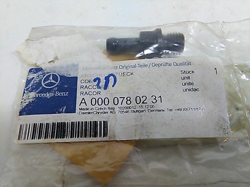 Genuine Mopar MERCEDES BENZ Connector-Fuel Line 5175768AA MOPAR  
