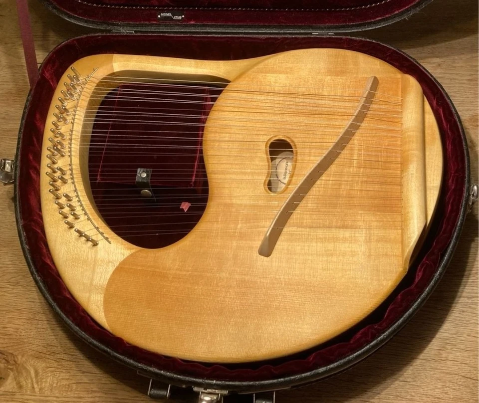 Grosse Sopran Leier Manfred Joecks 35 Saiten - Image 2 of 3