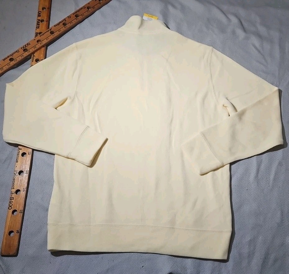 Picture 9 of 12