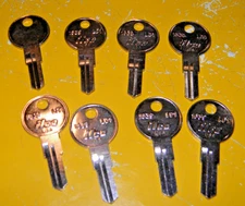 Lot Of 8 New 1639 Ilco Larson Doors Key Blank EZ LD1  envelope 142