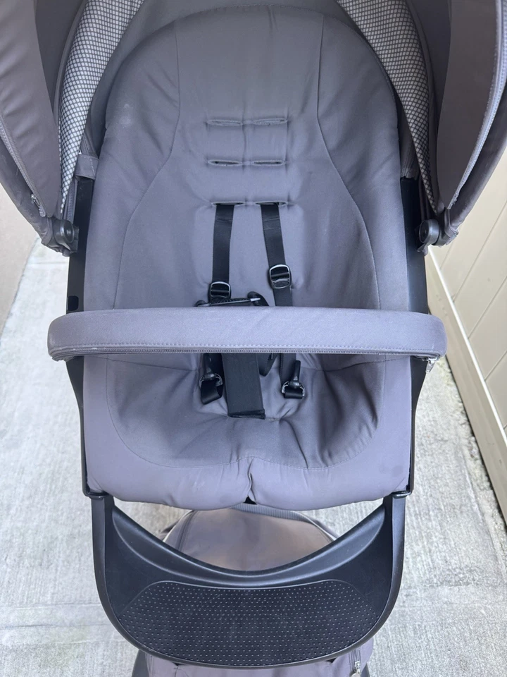Stokke Xplory Baby stroller Grey-Taupe ++Bonus Stokke Stroller Seat Baby Insert! - Image 3 of 4