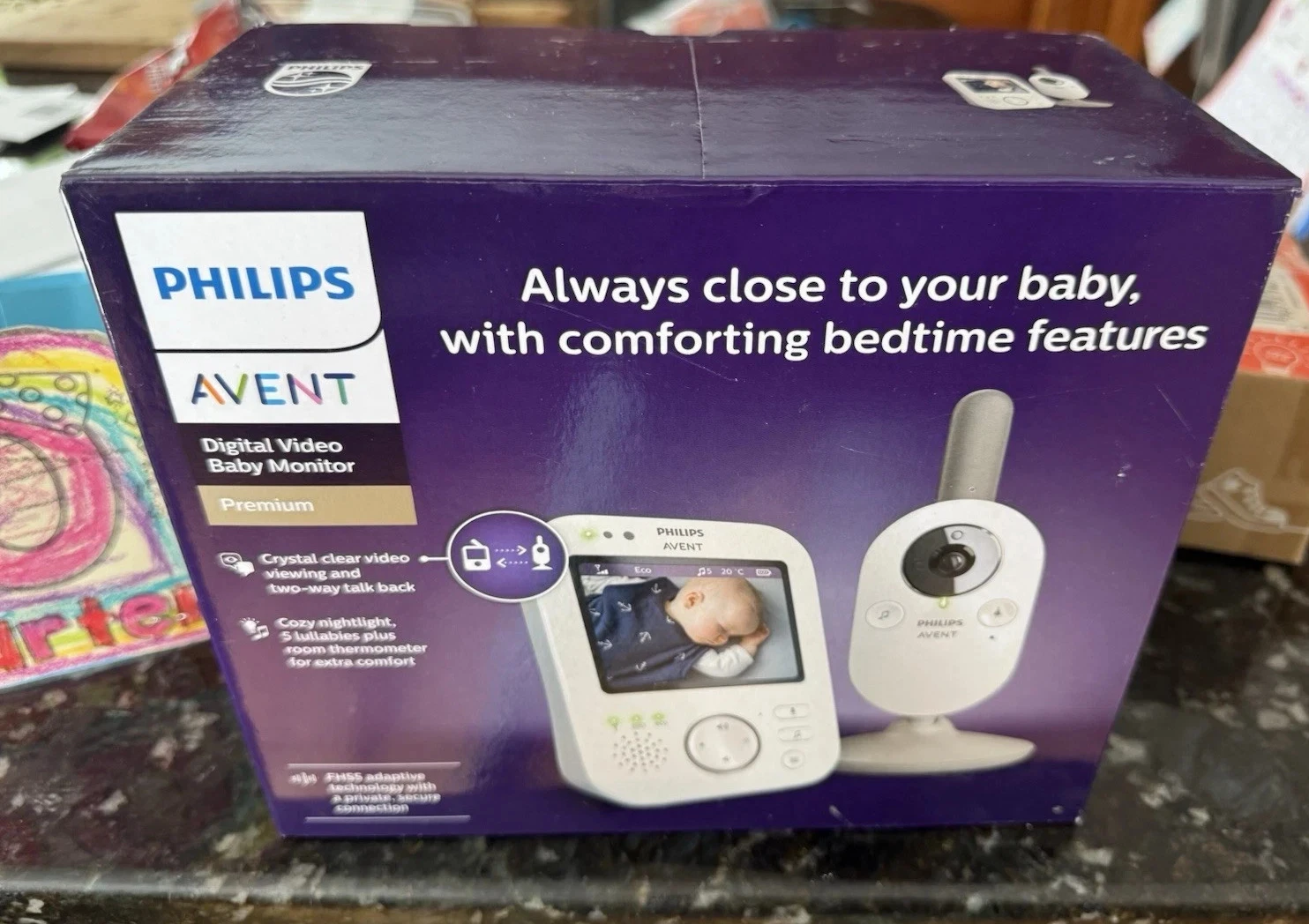 Philips Avent Premium Digital Video Baby Monitor w Night Vision SCD843/37