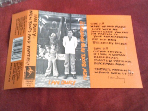 CASSETTE: IAN DURY New boots and panties REISSUE NEW WAVE - Picture 2 of 2