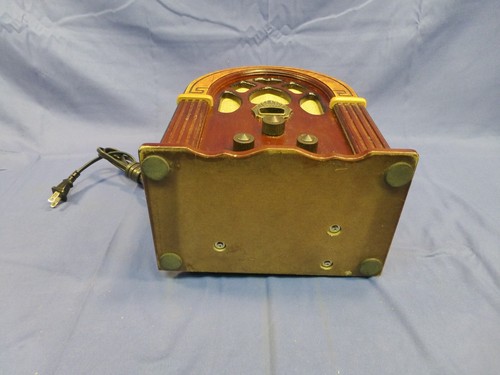 Crosley Tabletop Mantle Radio Wooden AM FM Model CR31 Vintage Style - Picture 7 of 8