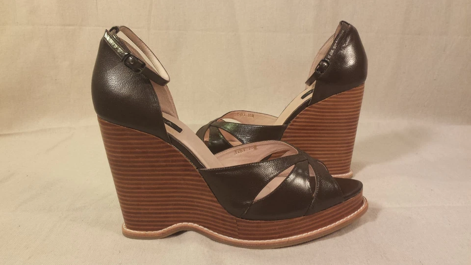 Cuñas peep-toe de cuero marrón NYLA "Yuki" - talla 10 Foto 3 de 4