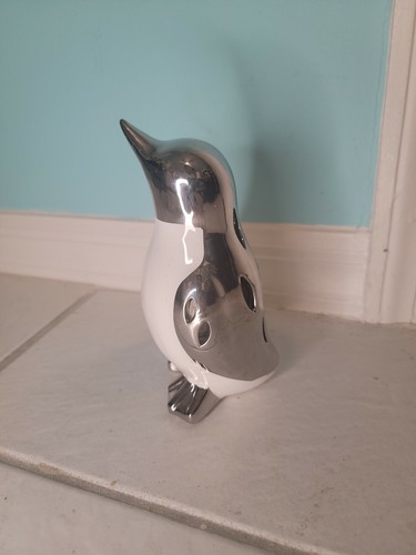 Penguin Potpourri Holder Sachet Figurine Ceramic Chrome and White - Picture 10 of 12